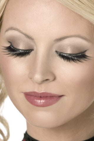 Crystal-Crowned Temptation: Lashes That Captivate