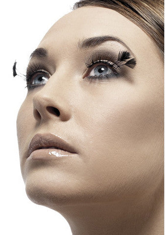 Whispers of Desire: Plume Lashes That Captivate
