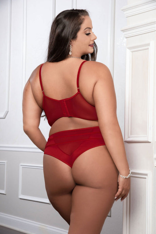 Cinnamon Temptation: Ignite Desire in Curves