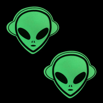 Alien Temptation: Ignite His Wildest Desires