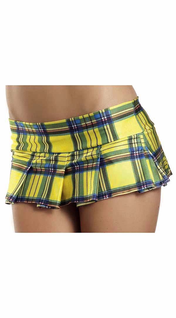 Temptation in Yellow: The Allure of Plaid