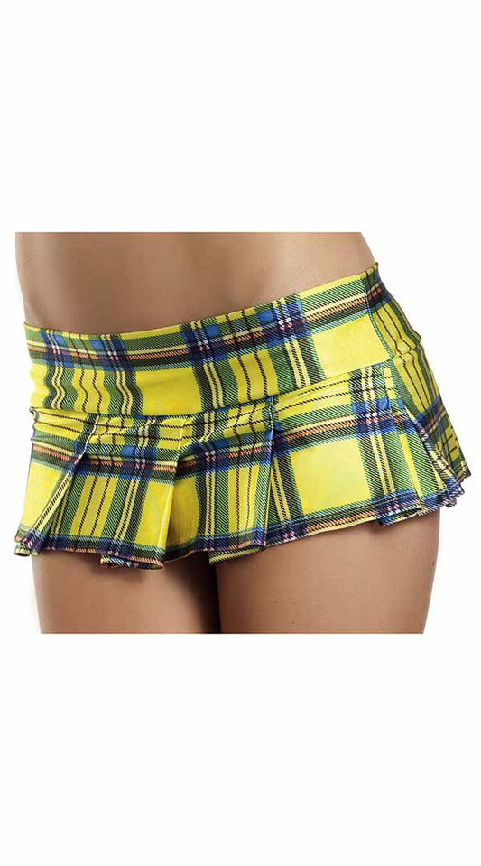 Temptation in Yellow: The Allure of Plaid
