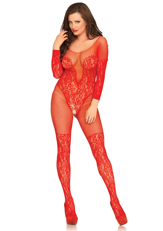 Entwined in Lace: Your Alluring Night Awaits