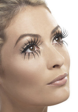 Whispers of Desire: Gothic Bride's Enchanted Lashes