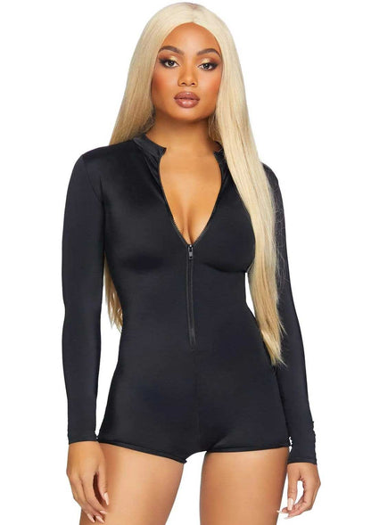 Femme Fatale's Temptation: Black Zippered Desire